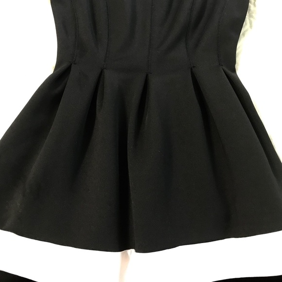 Apt 9 black and white dress with pockets - Picture 3 of 4